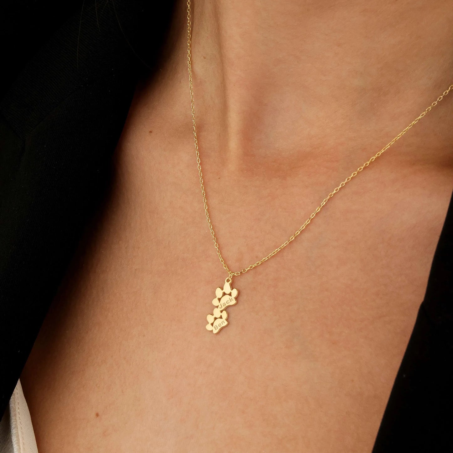 Collar de huellita personalizada con nombre
